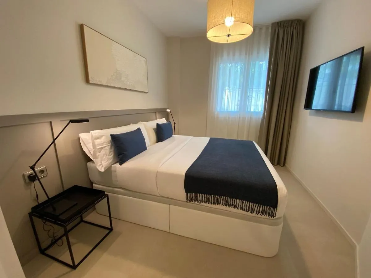 Sitges Spaces Garden Oasis 3 Bedroom 2 Bath Garden